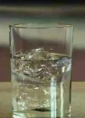 هل تعلم أن الماء يسمع و يتأثر بكلامنا له؟